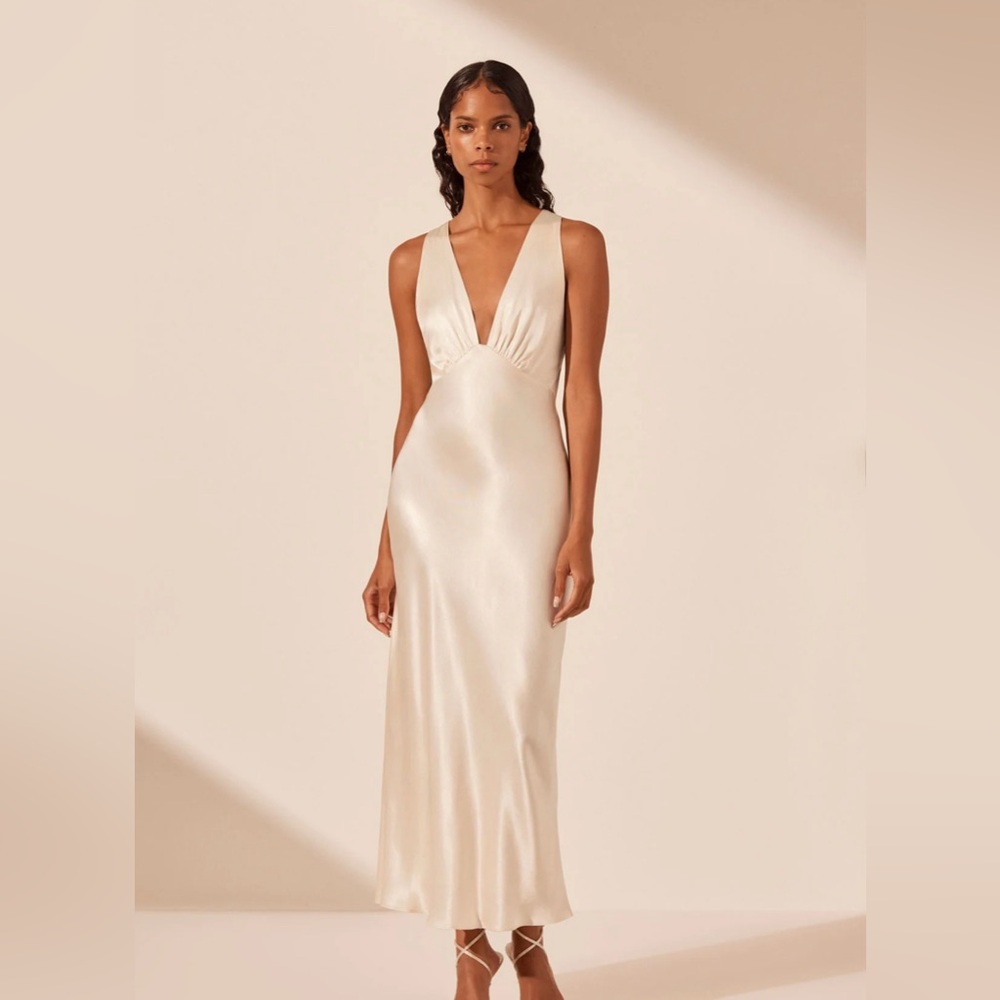 2024 LA LUNE PLUNGED CROSS BACK MIDI DRESS - CREAM